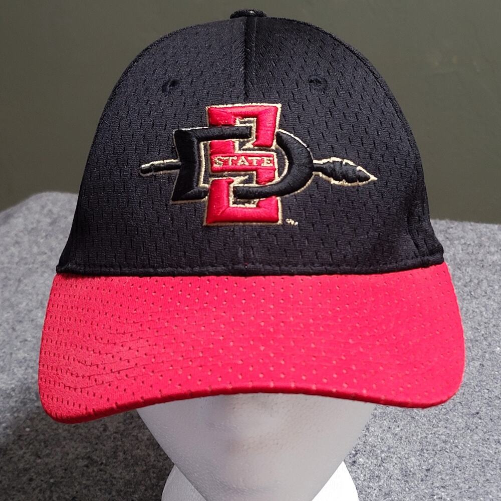 Vintage SDSU Aztecs Hat Cap Men Small Medium Black Y2K Zephyr Fitted Basketball
